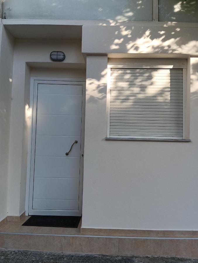 Studio Jim Volos Exterior photo
